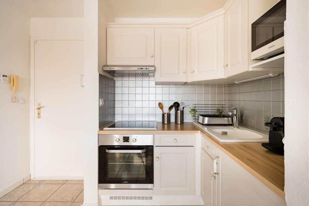 Port-Frejus, Le Paladien, Appartement 2 Pieces Climatise, Terrasse & Parking Bagian luar foto
