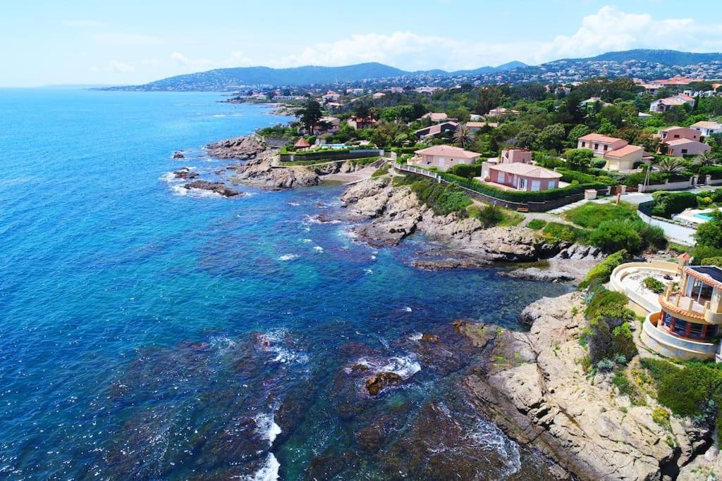 Port-Frejus, Le Paladien, Appartement 2 Pieces Climatise, Terrasse & Parking Bagian luar foto