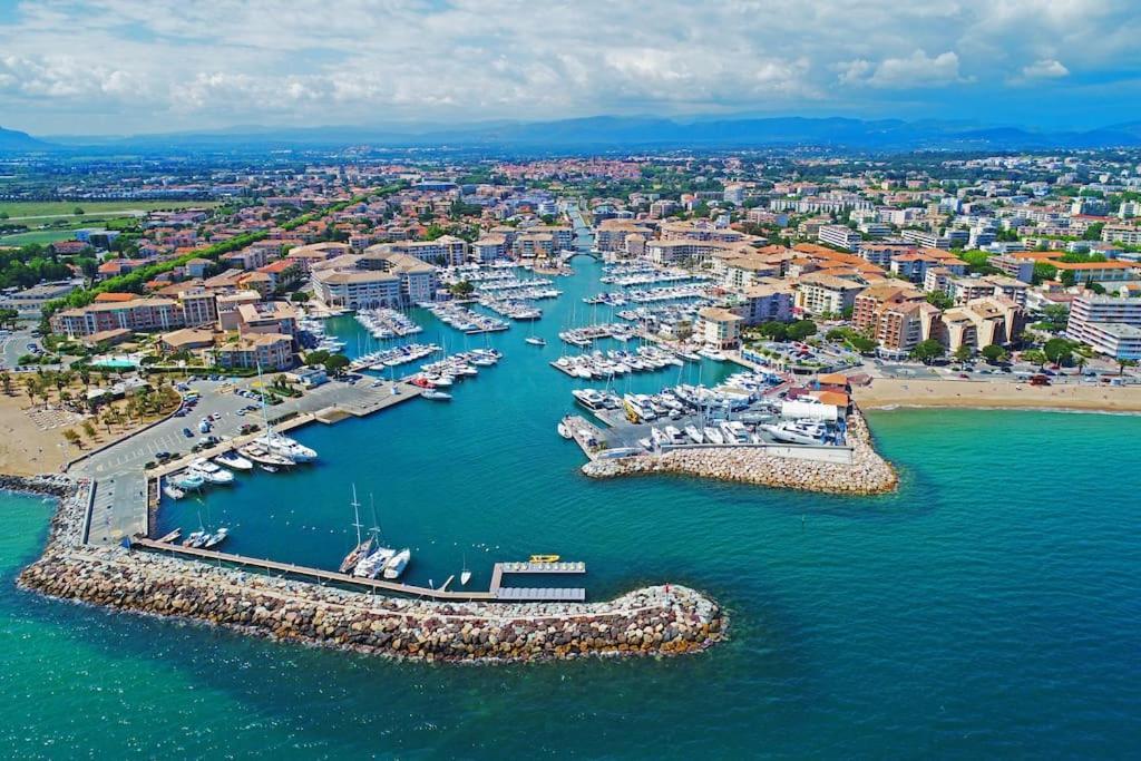Port-Frejus, Le Paladien, Appartement 2 Pieces Climatise, Terrasse & Parking Bagian luar foto