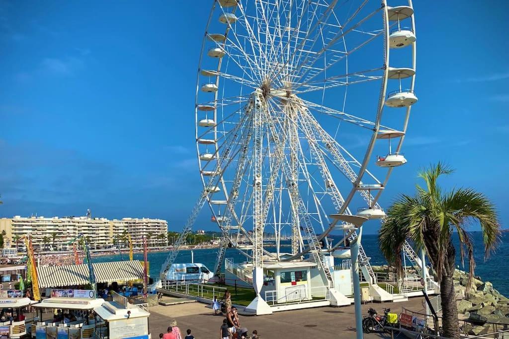 Port-Frejus, Le Paladien, Appartement 2 Pieces Climatise, Terrasse & Parking Bagian luar foto